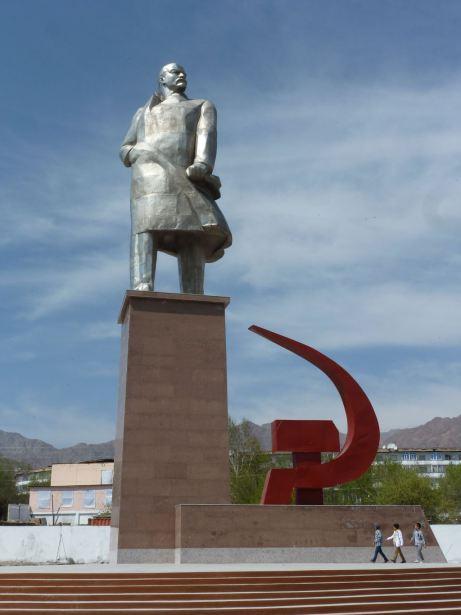 Най-големият паметник на Ленин в света. Най-големият паметник на Ленин