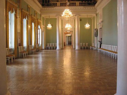Дворец Аничков - исторически паметник на Санкт Петербург