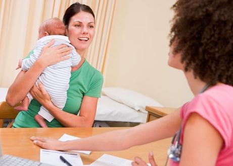 Как да се третира хрема в бебето: съвети и трикове